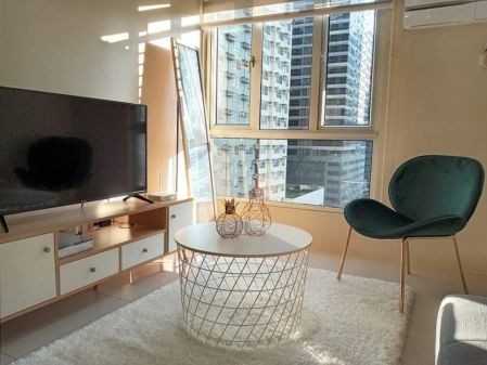 A1745 COZY 1BR THE MONTANE FOR LEASE TAGUIG BGC 13TH FLOOR