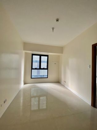 Semi Furnished 1 Bedroom Unit at The Sapphire Bloc for Rent