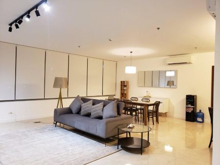 The Suites BGC 3 Bedroom Fully Furnished with Parking