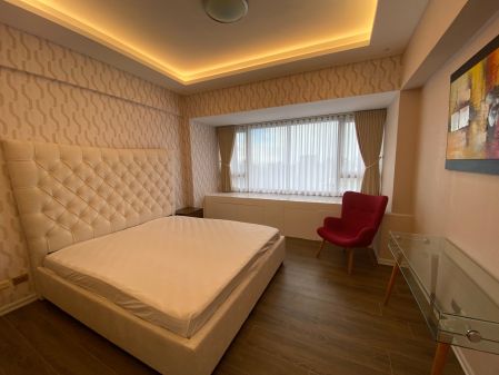 Fully Furnished 1 Bedroom Unit at One Shangrila Place for Rent