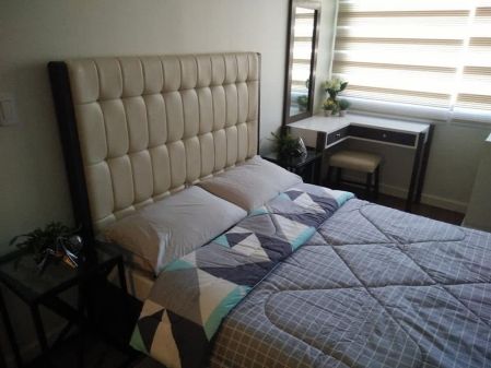 1BR Fully Furnished at Eton Tower Makati