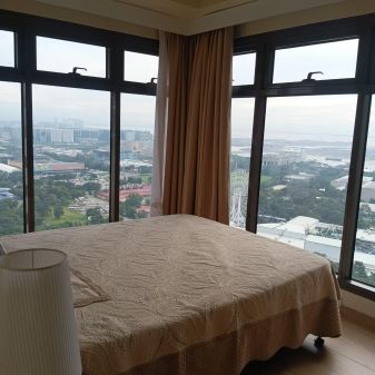 Semi Furnished 2 Bedroom Unit with a nice Manila Bay View 