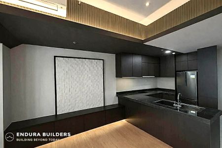 Fully Furnished 1 Bedroom Unit at The Seasons Residences