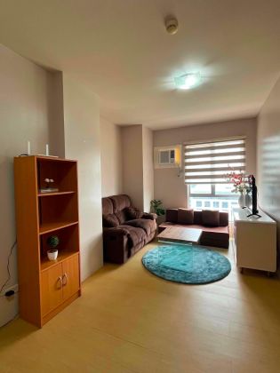 Fully Furnished 1 Bedroom Condo at Avida Towers