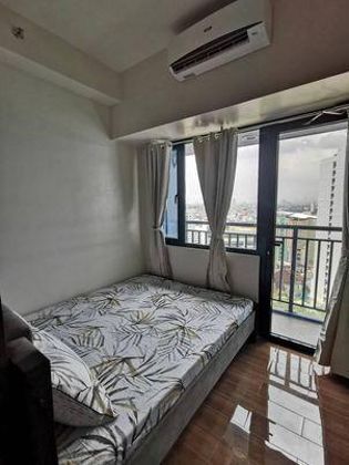 AIR17XX: For Rent Fully Furnished 1BR Unit with Balcony in Air 