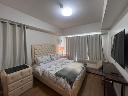 Best Value 1BR at Solinea Tower 4 New Furnished