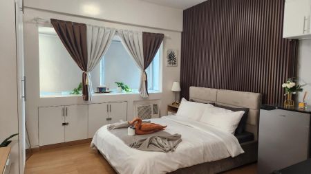 Fully Furnished Studio Unit at Morgan Residences for Rent