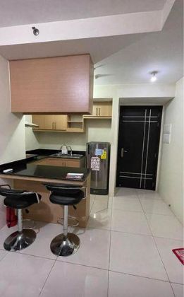 Fully Furnished 1BR With Balcony For Lease in Bay Garden Makati