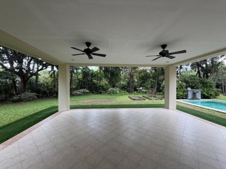 South Forbes Park Makati 6 Bedrooms with Swimming Pool and Lar