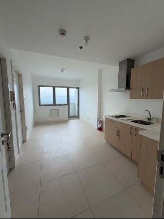 Unfurnish 1 Bedroom Unit Commonwealth Residences Quezon