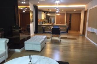 Fully Furnished Special 1BR Unit across Glorietta