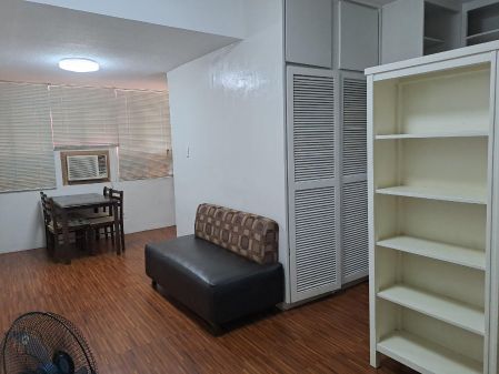 1 Bedroom Unit / parking at Yulo Plaza Townhomes