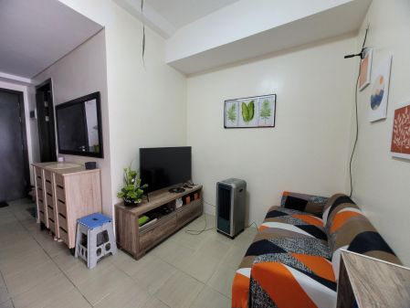 For Rent Fully Furnished 1BR Condo with Balcony