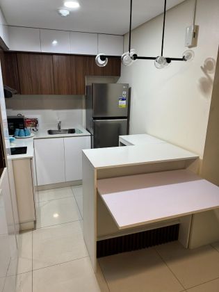 For Rent 1BR Condo at Park West BGC 37sqm High Floor