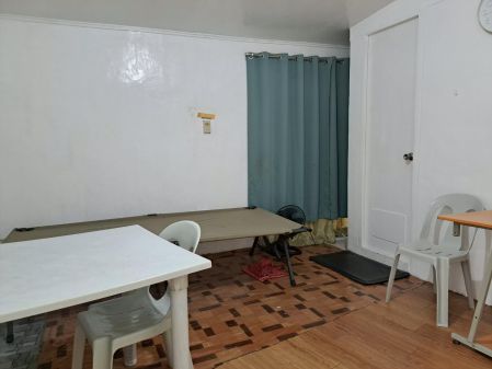 For Rent Studio near Madrigal Business Park in Muntinlupa