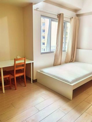 Fully Furnished Studio Unit at The Ellis Makati for Rent