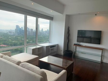 Renovated 2 Bedroom for Lease at Bellagio Tower One BGC, Taguig!