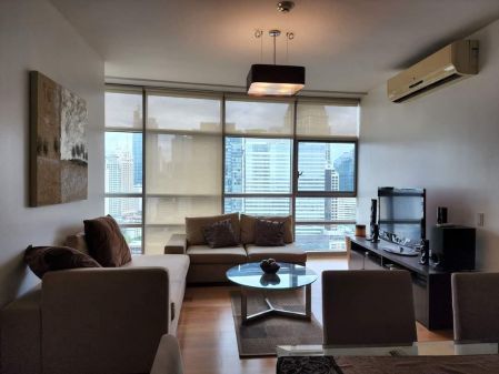 A1898 SPACIOUS 1BR THE RESIDENCES AT GREENBELT FOR LEASE WITH PAR