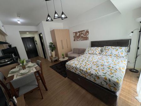 Condo for Rent in the Veranda Taguig City