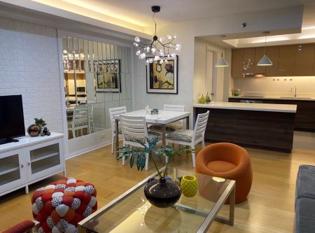 One Serendra 2 Bedroom Unit for Rent