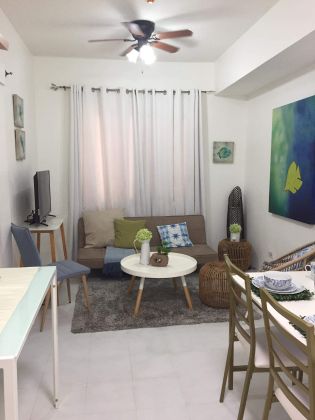 Fully Furnished 1 Bedroom Unit at One Orchard Road for Rent