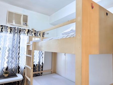 Fully Furnished Cozy Studio Unit with Bunk Bed at Studio City