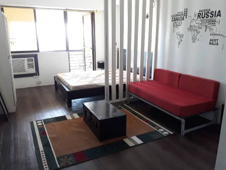 Furnished Studio Unit with balcony at Greenbelt Rossendale Makati