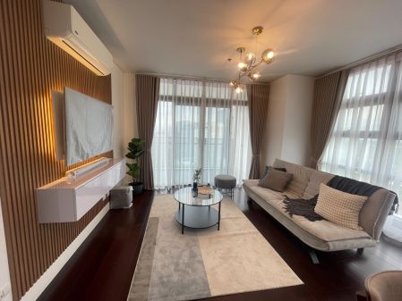 Special 1 Bedroom with Balcony Parking in Garden Towers Makati