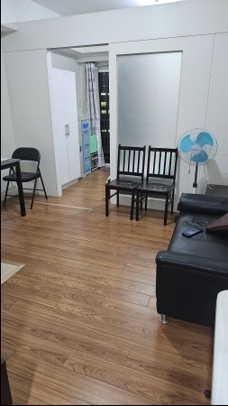 Fully Furnished 1BR with Balcony in Grand Midori Makati