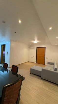 Fully Furnished 2 Bedroom in One Mckinley Place