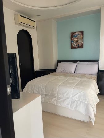 2BR Condo for Rent in Crescent Park Residences BGC Taguig