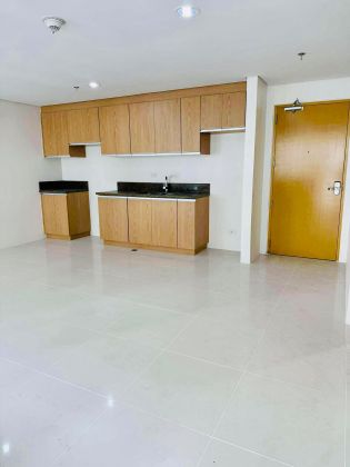 FOR LEASE 3BR in Park Avenue BGC 