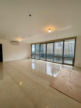 The Suites Bgc 3BR Semi Furnished 2 Parking for Rent
