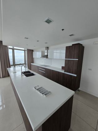 East Gallery Place 3 Bedroom for Rent in BGC