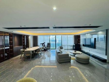 3 Bedroom Unit in The Suites at One Bonifacio High Street