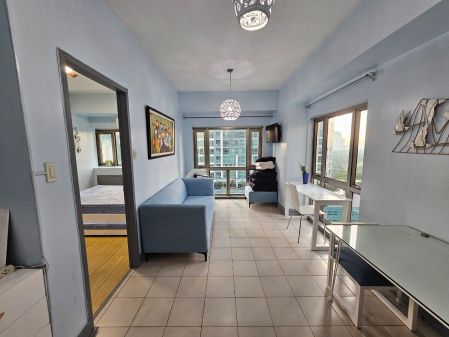 For Rent 1 Bedroom at Forbeswood Parklane near SM Aura Shangrila