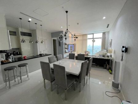Fully Furnished 3BR with 2 Car Garage at Trump Tower Manila 
