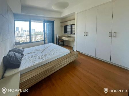 2BR Condo for Rent at One Rockwell Rockwell Center Makati