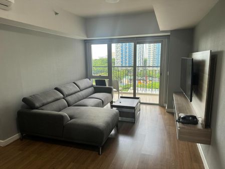 2 Bedroom Furnished For Rent in Two Maridien