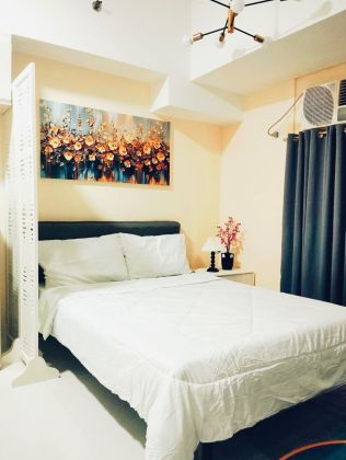 Fully Furnished Studio Unit at Viceroy McKinley Hill