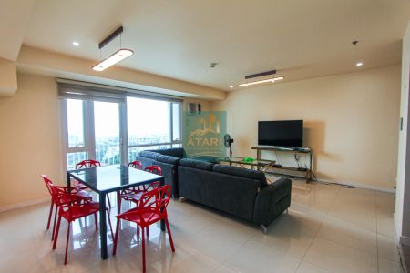 2 Bedrooms Semi Furnished   Marco Polo Residences