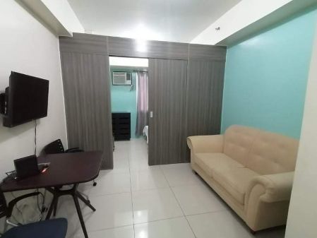 Furnished 1 Bedroom in Green Residences along DLSU Taft Manila