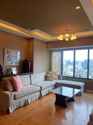 For Rent Fully Furnished 2BR Flat in One Rockwell West