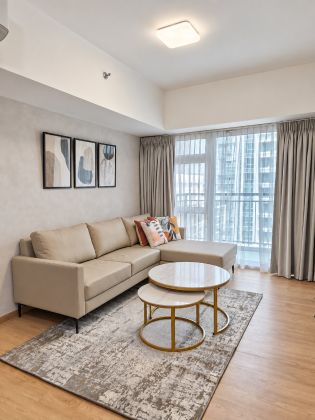 Verve 1 Furnished 1 Bedroom with Balcony and Parking
