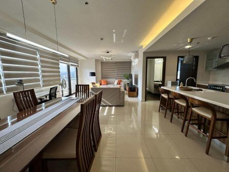 The Alcoves 2BR Sky Suite 142sqm Maids Parking Cebu Business Park