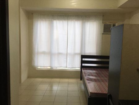 Fully Furnished Studio Unit at Pioneer Woodlands for Rent
