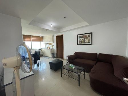 Fully Furnished 1 Bedroom Unit at Swire Elan Suites for Rent