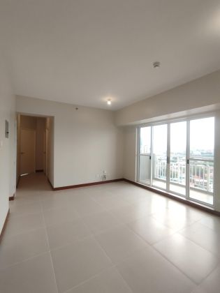 Unfurnished 3 Bedroom Unit at Cameron Residences for Rent