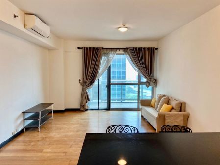 Semi Furnished 1 Bedroom Unit at One Serendra for Rent