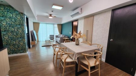 Cozy 2BR in The Veranda at Arca South Taguig